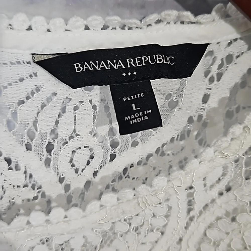 Banana Repulic lace blouse